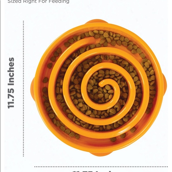 Doggy Bundle. FunFeeder, Bow-tie, and Bandanas - Picture 4 of 16